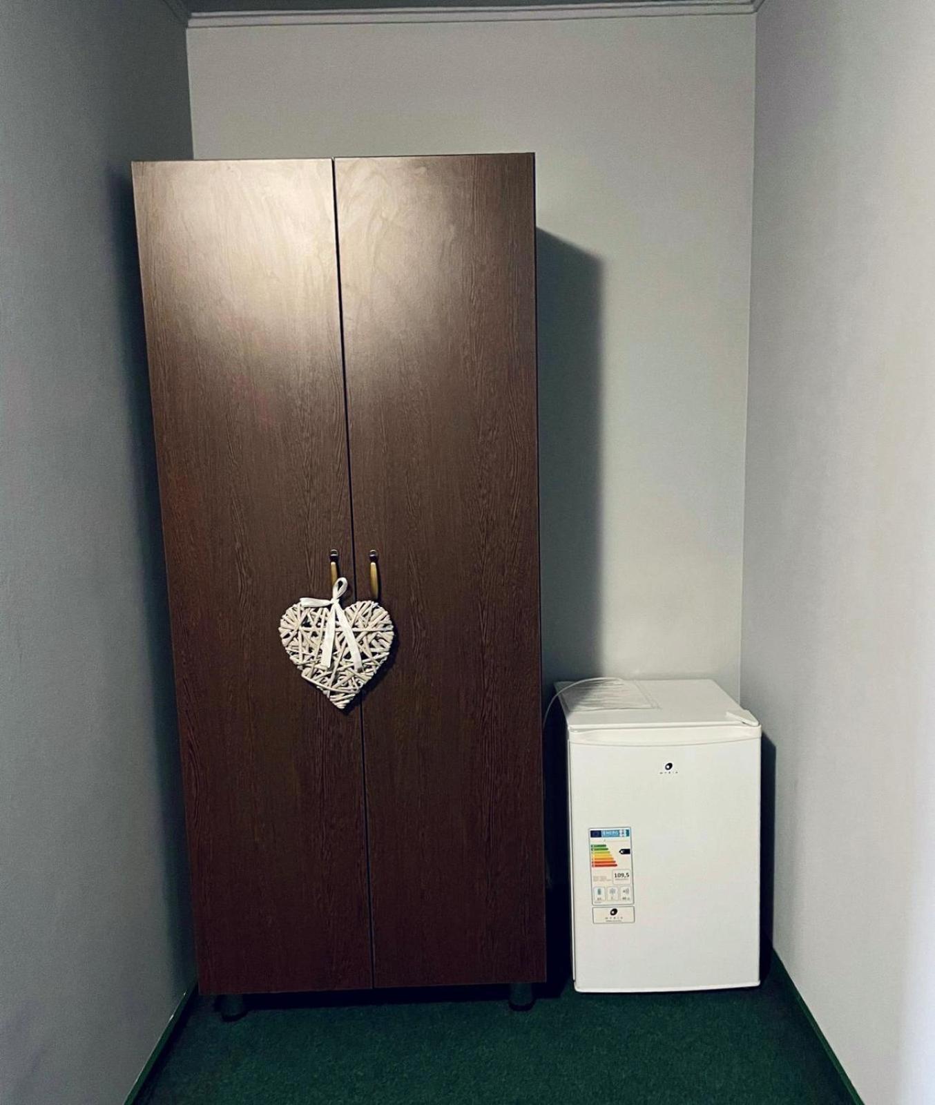 Pensiunea Texas Self Check-In كلوج-نابوكا الغرفة الصورة